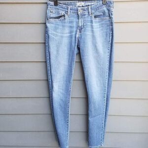 Signature Levi's Modern Skinny Jeans Size 10/lg